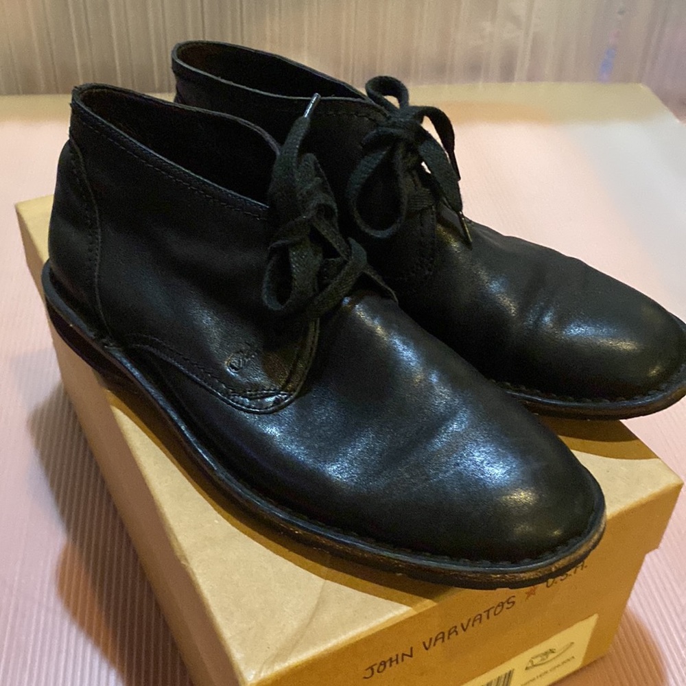Mens John Varvatos Star USA Hipster Chukka Boots in Black LeatherSize 9.5M